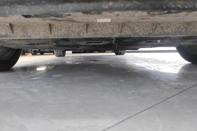 Red flag E-QM5 id 3785470 из Китая 7