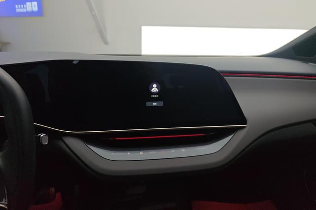 Red flag EH7 id 3785786 из Китая 13