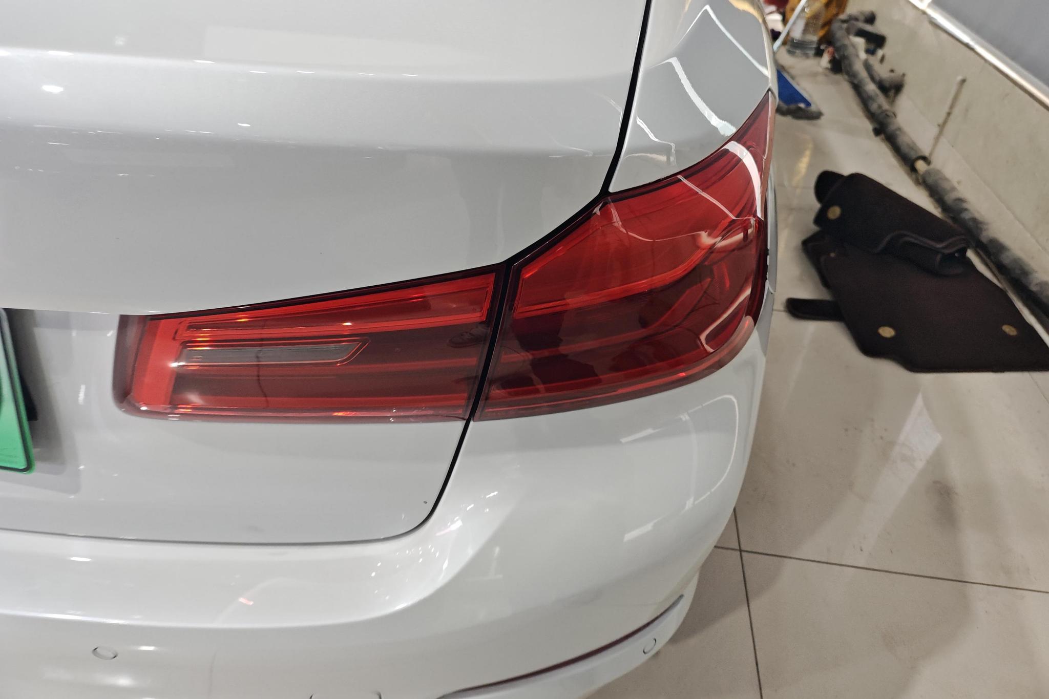 BMW 5 серииPHEV 5 PHEV 2020 530Le Luxury