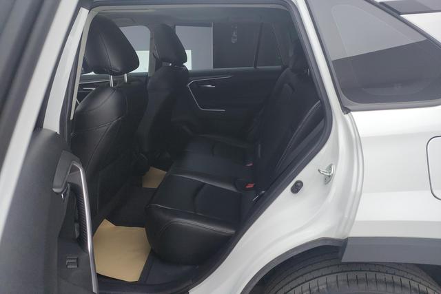 Toyota RAV4 Rongfang 2022 Белый из Китая, фото 6