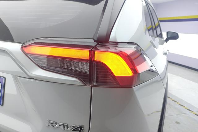 Toyota RAV4 Rongfang id 3769132 из Китая 16