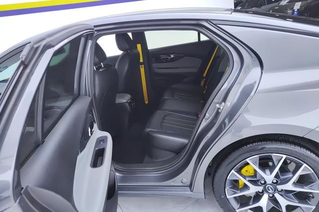 GAC Trumpchi Shadow Leopard id 3840631 из Китая 9