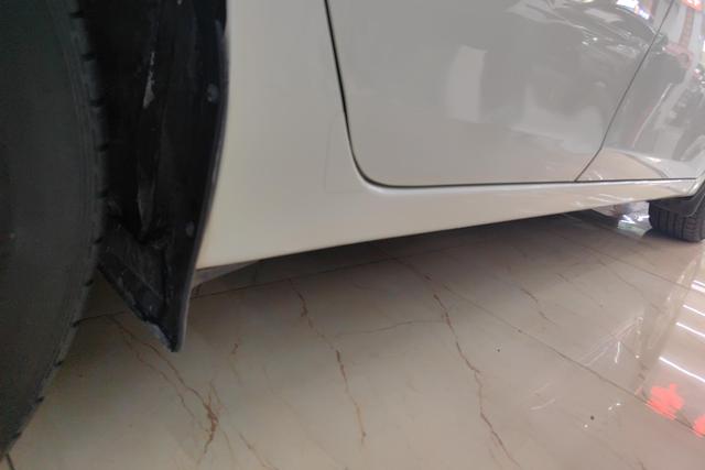 Nissan Xuan Yi 2022 Белый из Китая, фото 3