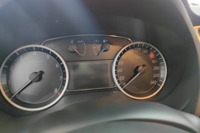 Nissan Xuan Yi id 3782082 из Китая 8