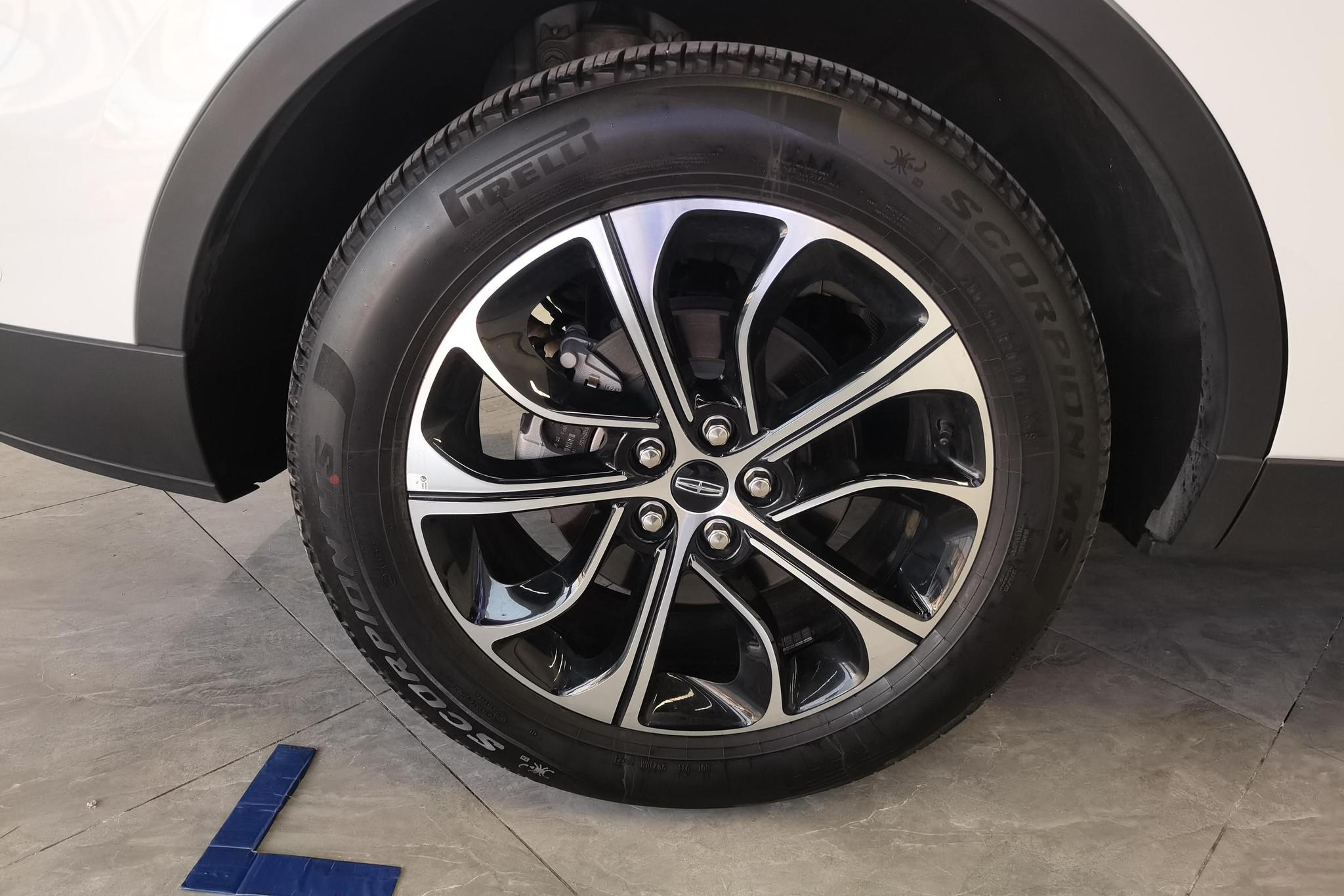 Lincoln Nautilus 2023 2.0T