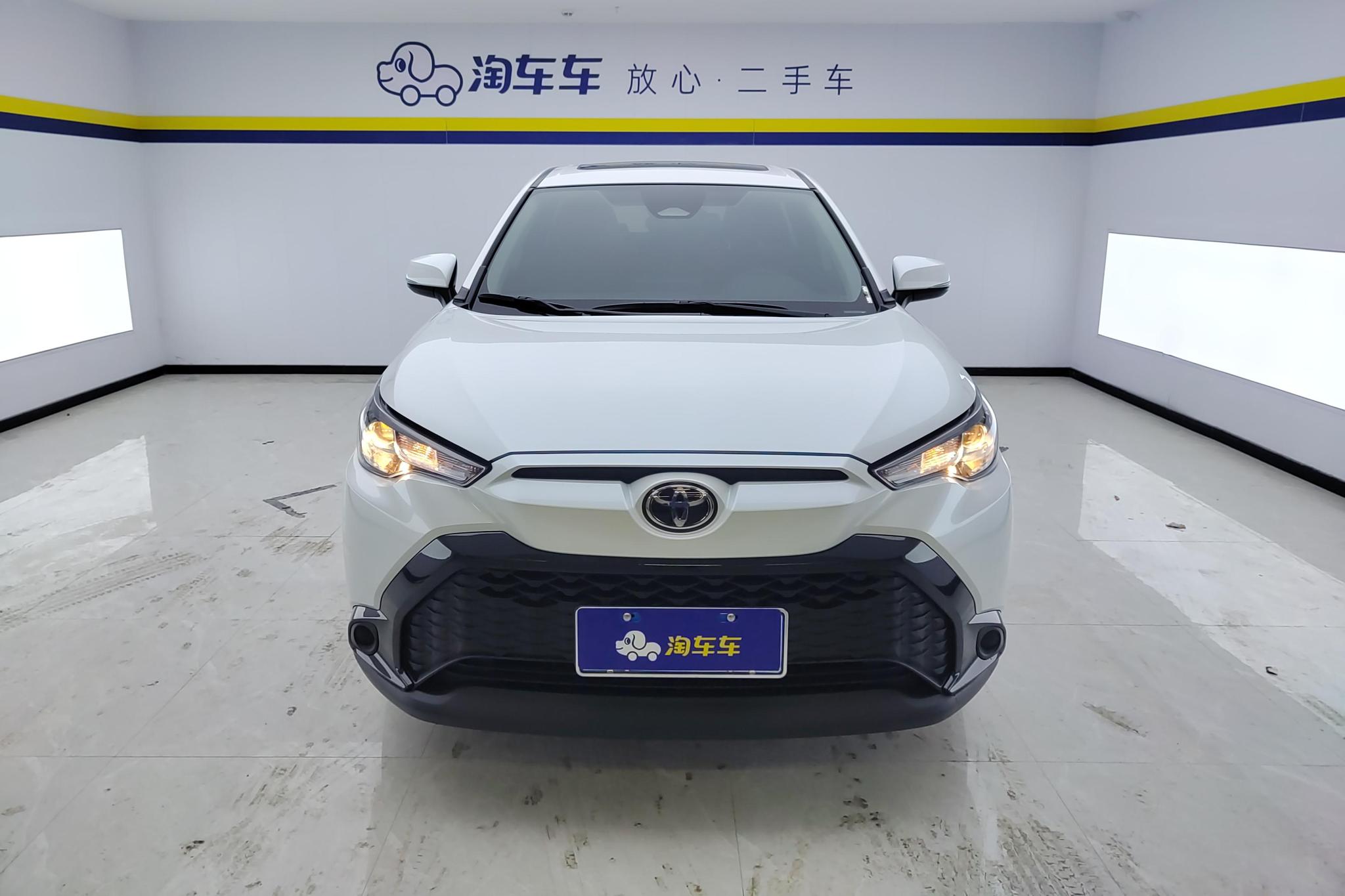 Toyota Frontlander 2023 2.0L CVT Lead