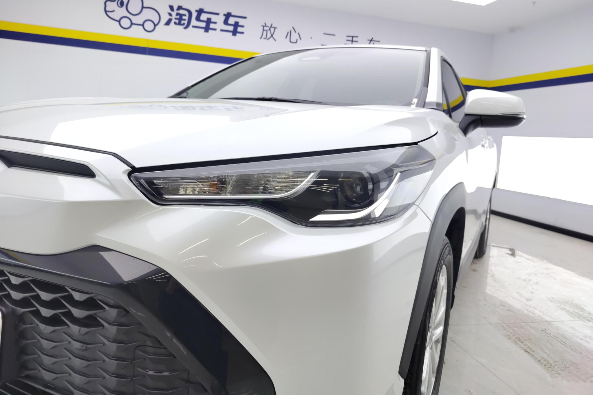 Toyota Frontlander 2023 2.0L CVT Lead