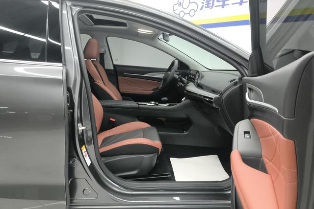 Chang'an Yidong 2025 Темно-серый из Китая