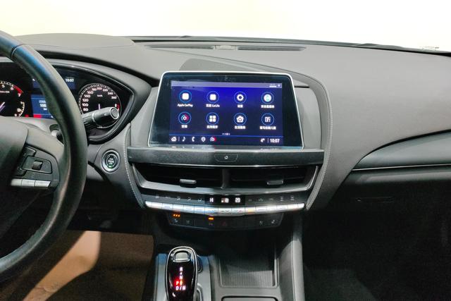 Cadillac CT5 2023 Белый из Китая, фото 2