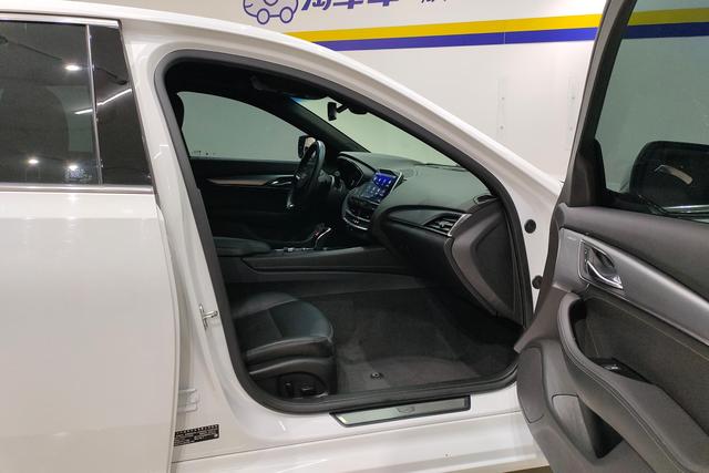 Cadillac CT5 id 3823668 из Китая 15