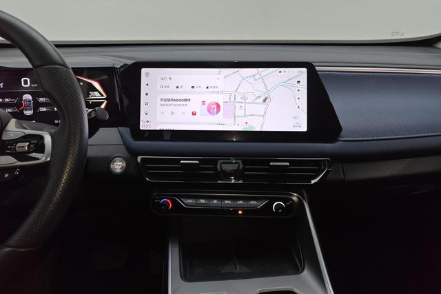 GAC Trumpchi Trumpchi GS3 id 3784601 из Китая 8