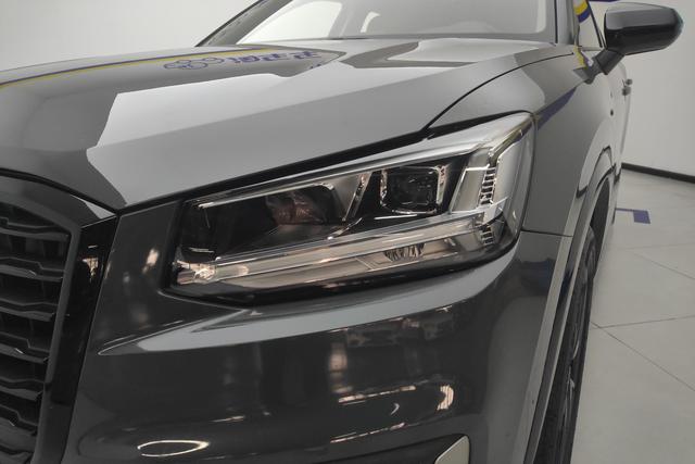 Audi Q2L id 3804657 из Китая 15