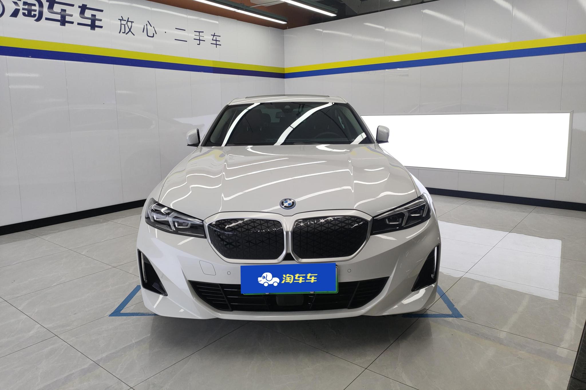 BMW i3 2025 eDrive35L