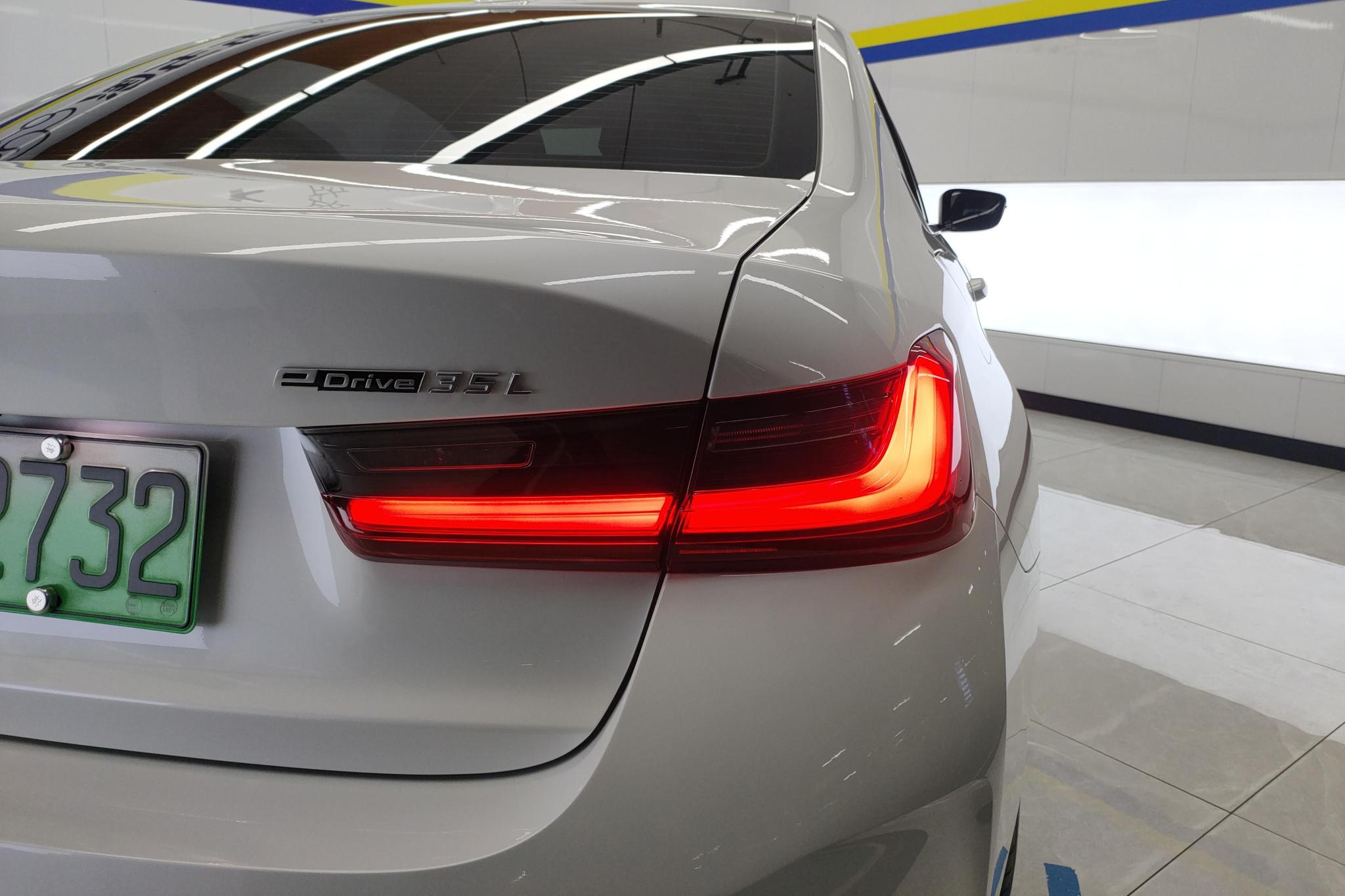 BMW i3 2025 eDrive35L