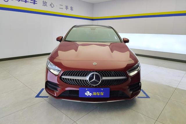 Mercedes-Benz A-Class 2020 A 180 L — фото 2