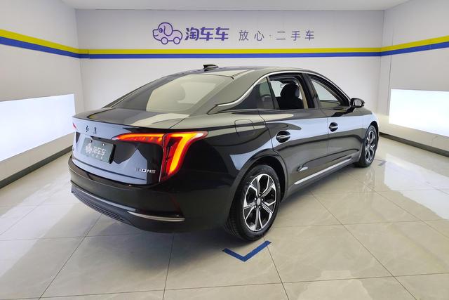 Red flag E-QM5 id 3810586 из Китая 9