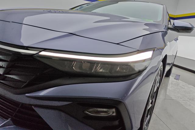 Hyundai Elantra 2023 1.5 L CVT GLX — фото 4