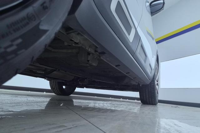 Geely Automobile Geely ICON 2023 Белый из Китая, фото 6