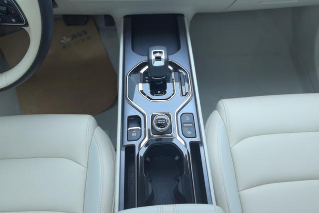 Geely Automobile Geely ICON id 3810626 из Китая 12