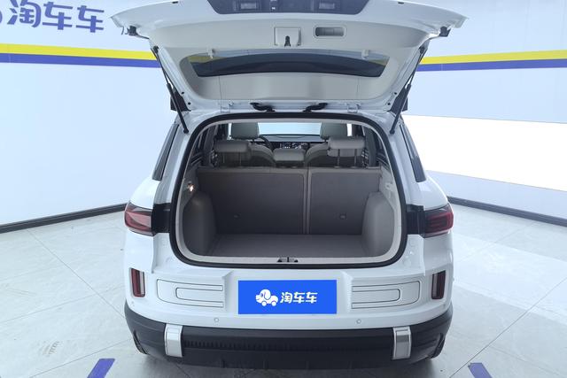 Geely Automobile Geely ICON id 3810626 из Китая 17