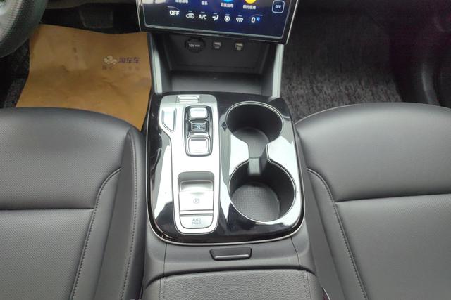 Hyundai Tucson 2023 L 1.5 T DLX 2 WD — фото 14