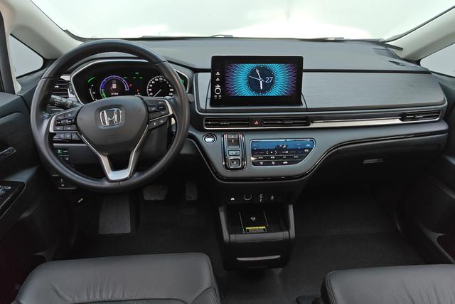 Honda Elysion 2022 2.0 L Hybrid — фото 13