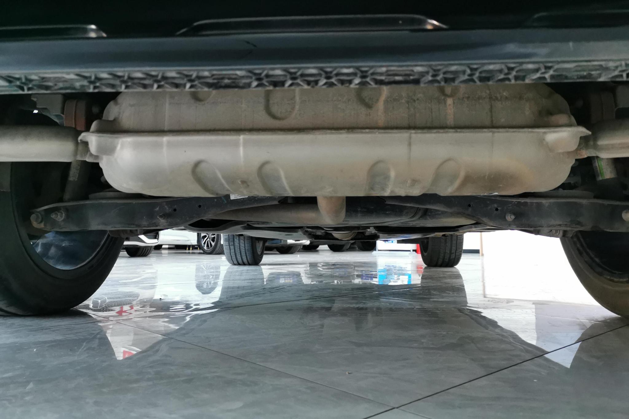 Volkswagen Tiguan L L 2021 330TSI AT R-Line