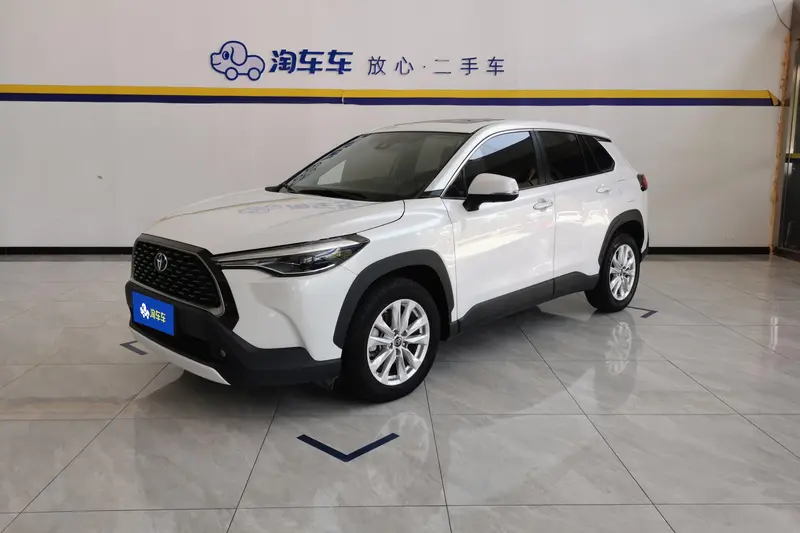 Toyota Corolla Cross — фото 1