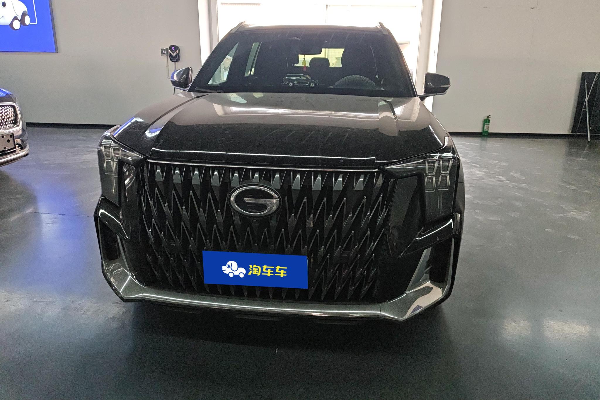 GAC GS8 2022 2.0TM Luxury 7 мест