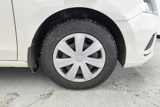 Volkswagen Jetta 2017 1.4 L MT — фото 4