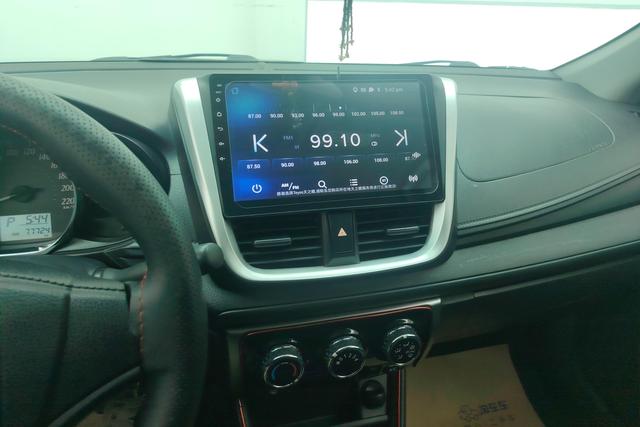 Toyota YARIS L Zhixuan 2018 Белый из Китая