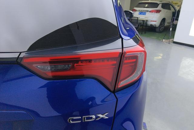 Acura CDX 2016 1.5 T 2 WD — фото 5