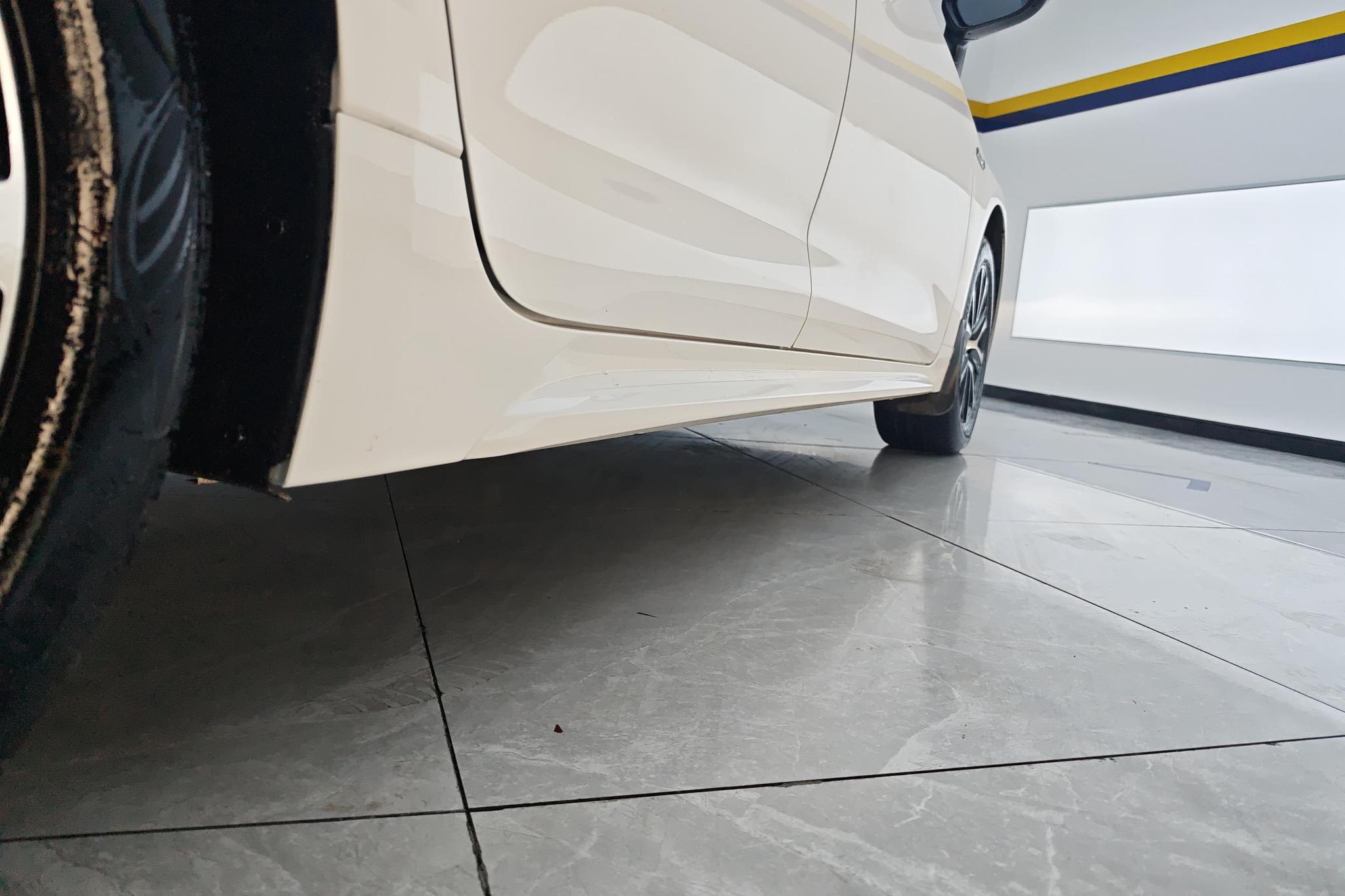 Toyota Corolla Levin 2023 1.8L Lead