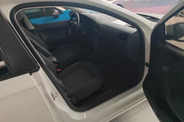Volkswagen Santana 2019 1.5 L MT VI — фото 17