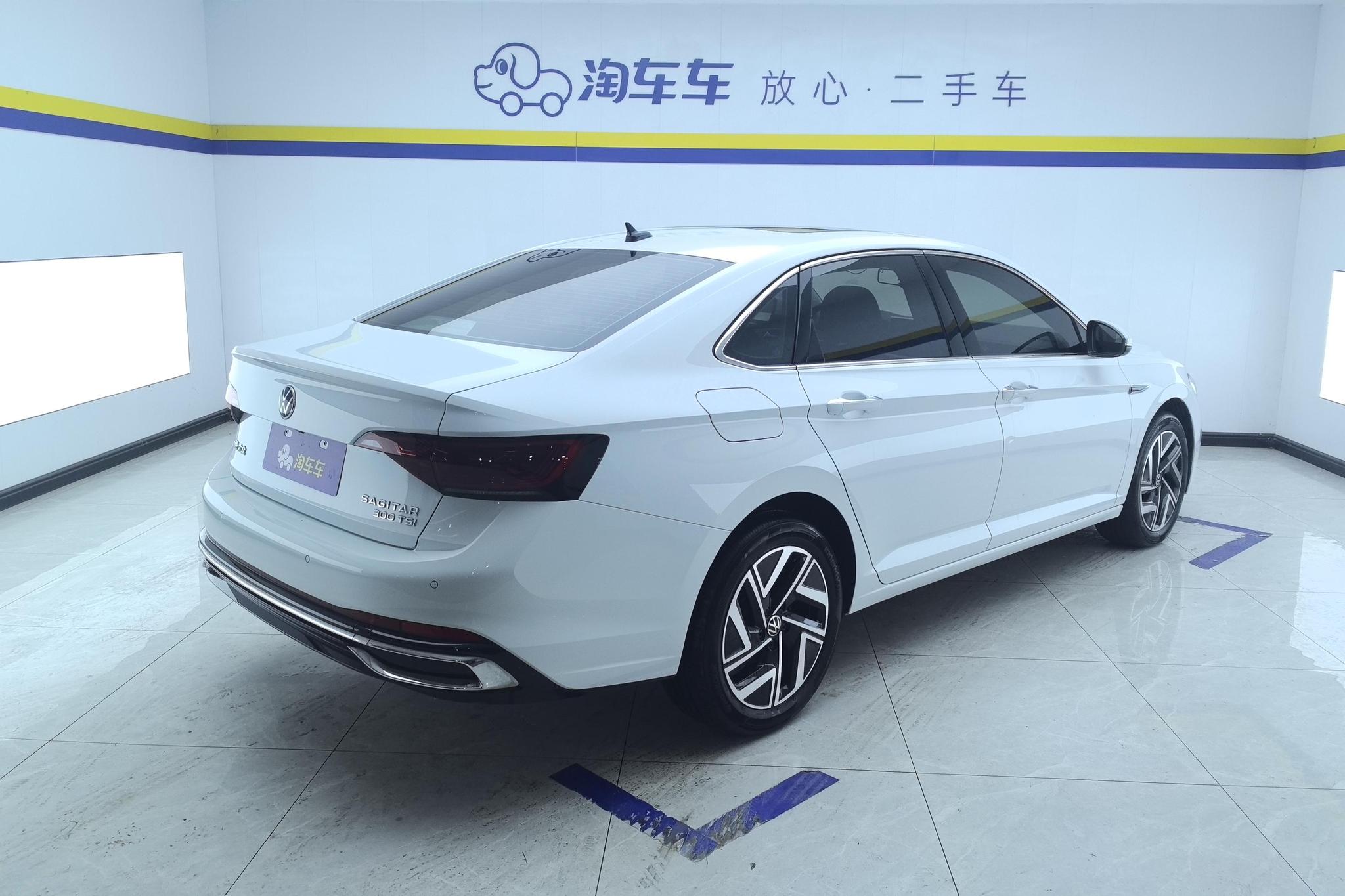 Volkswagen Sagitar 2023 300TSI DSG