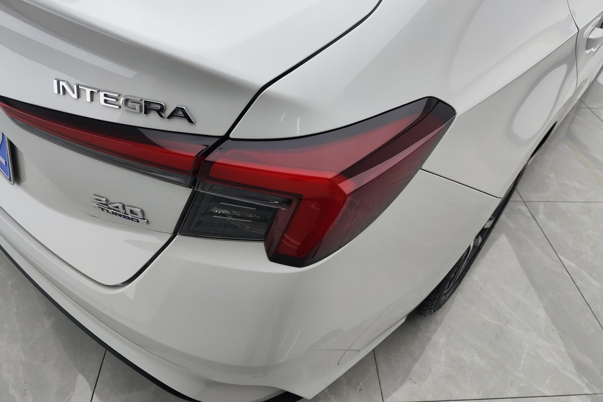 Honda Integra 2023 240TURBO CVT Lead