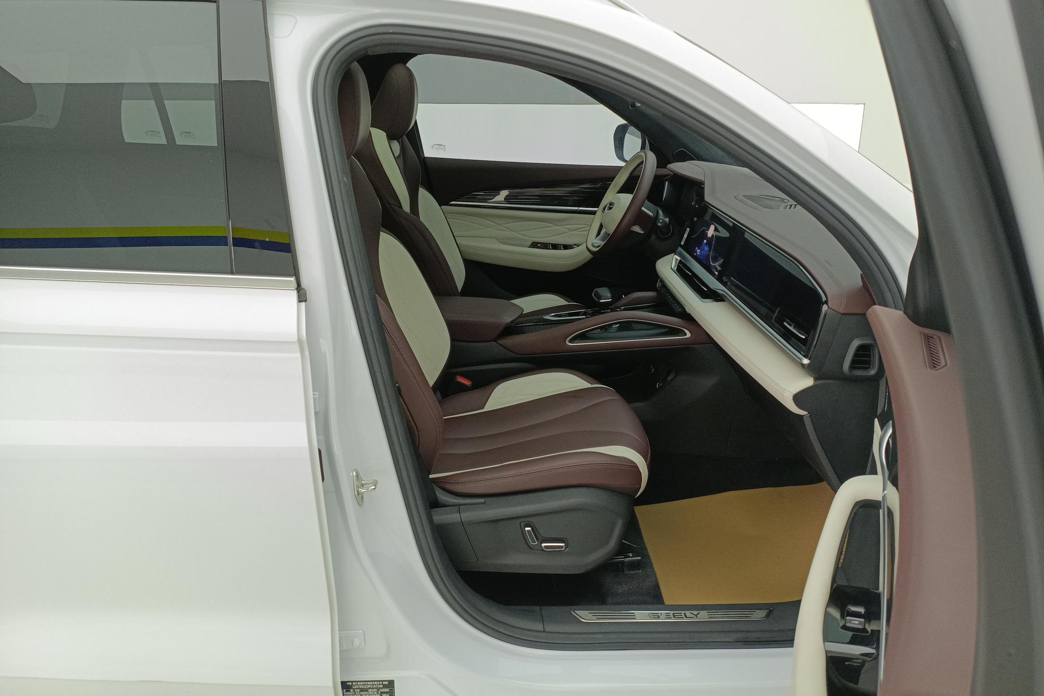 Geely Monjaro L 2021 2.0TD DCT EVO Luxury