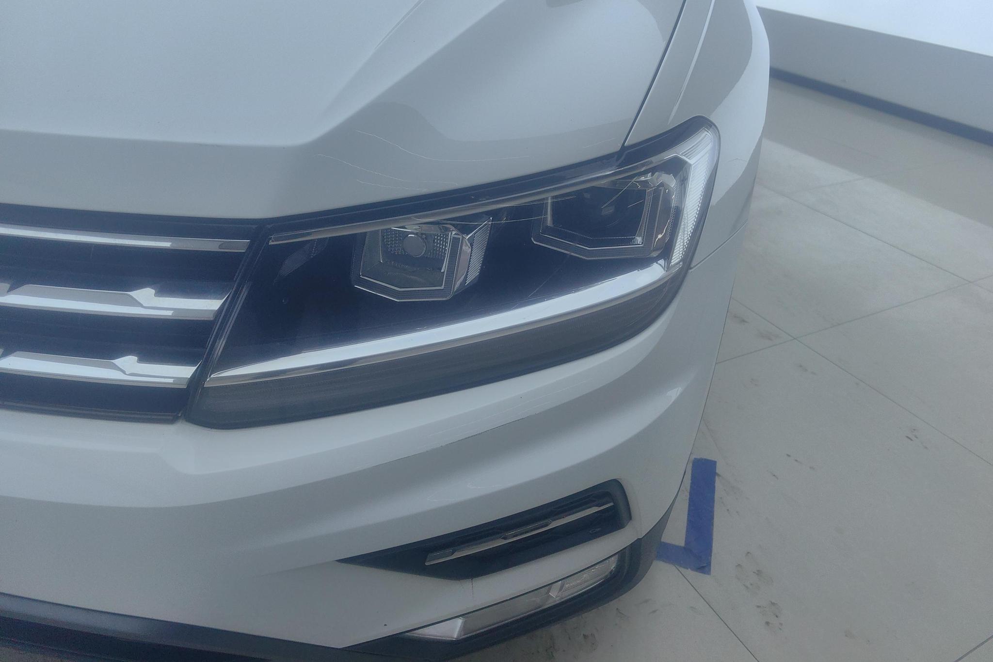 Volkswagen Tiguan L L 2021 330TSI AT Smart
