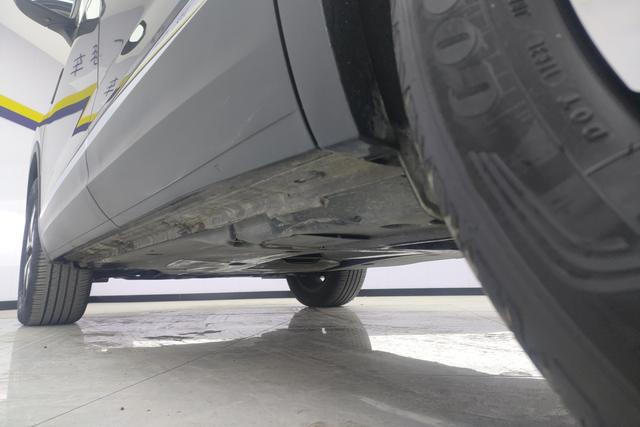 Volkswagen Tanyue 2024 Темно-серый из Китая, фото 5