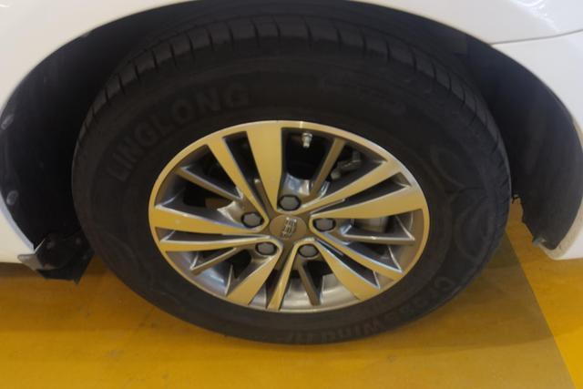 Geely Automobile Emgrand 2019 Белый из Китая, фото 5