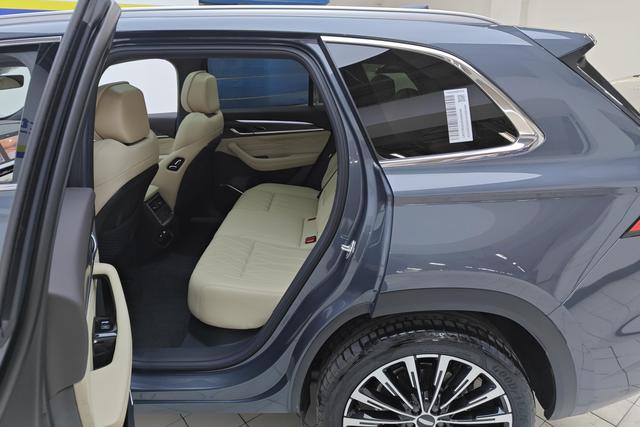 Geely Automobile Xingyue L 2025 Темно-серый из Китая, фото 2