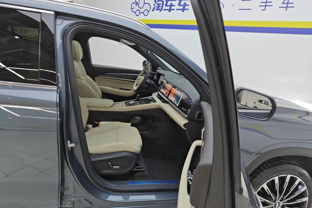 Geely Automobile Xingyue L 2025 Темно-серый из Китая, фото 4