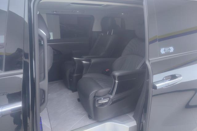 Trumpchi M8 2024 2.0 TGDI — фото 15
