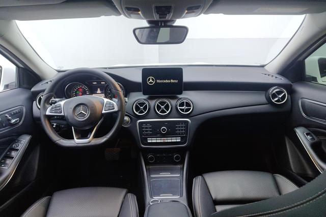Mercedes Benz GLA 2019 — фото 12