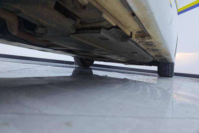 Toyota Corolla id 3840858 из Китая 10