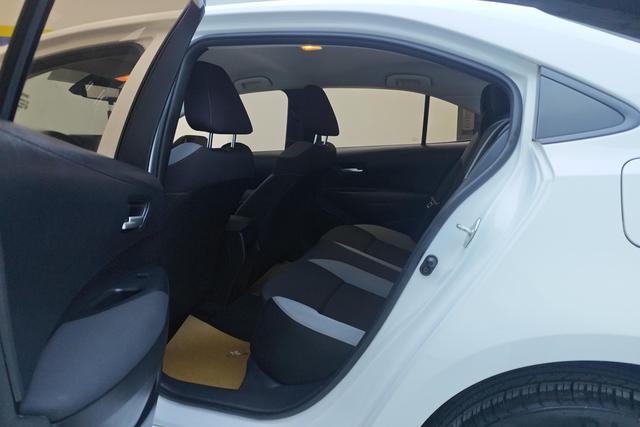 Toyota Corolla id 3840858 из Китая 13