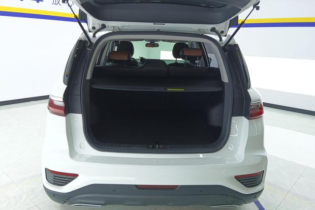 Geely Automobile Vision X6 id 3782380 из Китая 17