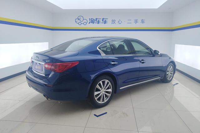 Infiniti Q50L 2016 2.0 T — фото 3