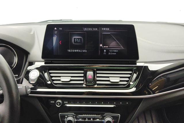 BMW 1 Series 2021 — фото 14
