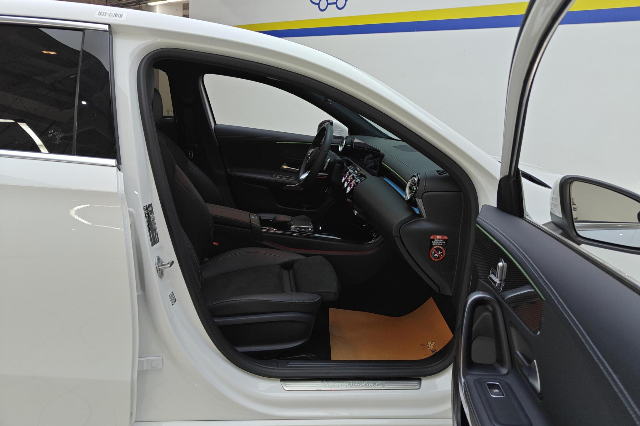 Mercedes-Benz A-Class A 2022 A 200 L Sport Fashion